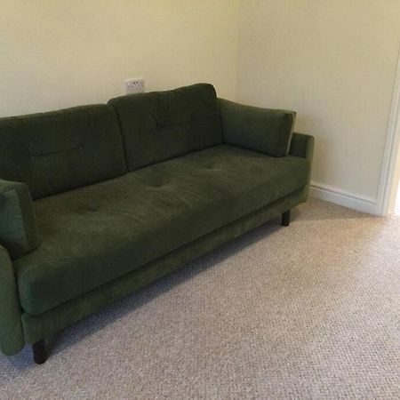Churstonbnb, Private Flat Within Family Home, Bolton Lostock Екстер'єр фото